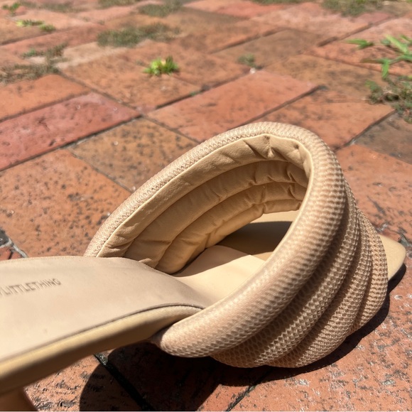 PrettyLittleThing Square-Toe Sandals - Picture 7 of 13